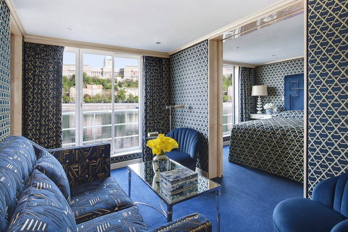 Uniworld SS Beatrice - Royal Suite 2.jpg
